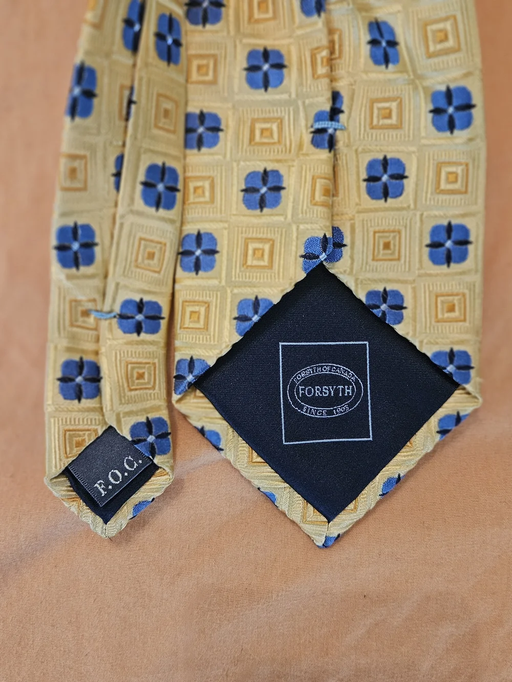Men's Gold Patterned Silk Tie with Navy Floral Motif